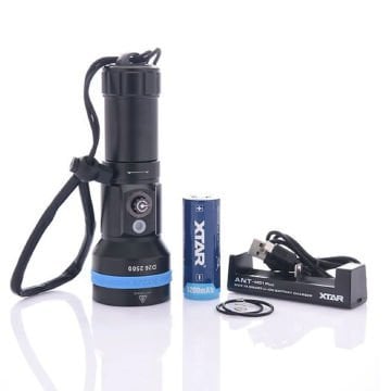 Xtar D26 Sualtı Feneri 2500 Lümen