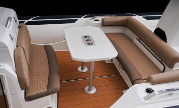 Brig Eagle 10 Fiber Bot ve Yamaha 350 HP Çift Deniz Motoru