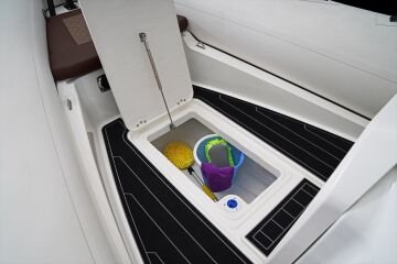 Brig Navigator 24 Fiber Bot ve Yamaha 250 HP Deniz Motoru